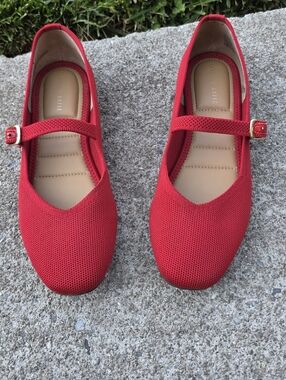 ❤️ Red Mary Jane Flats – Like New Condition ❤️